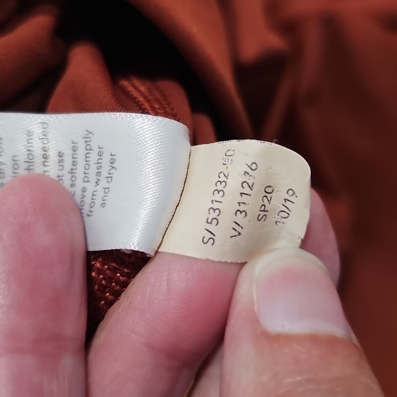 Athleta Ultimate Stash Pocket Colorblock Laser Cut 7/8 Tight Sz XXS EUC - Picture 13 of 15